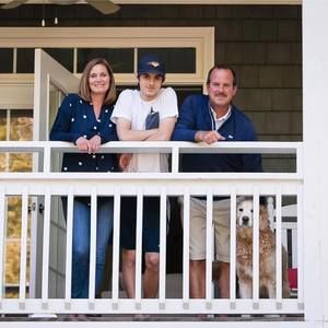 Meet your Posher, Sharon